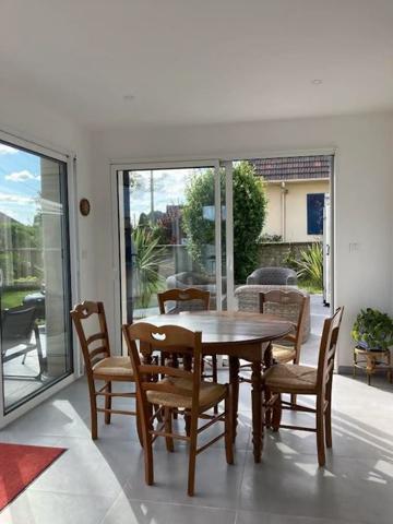 Maison 7 pièces 227 m2