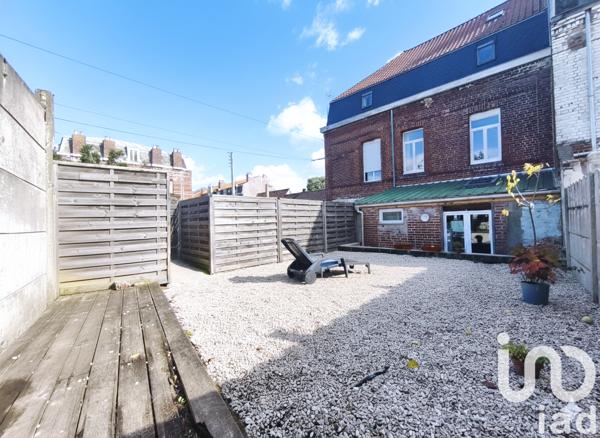 Immeuble à vendre 153 m² Longuenesse