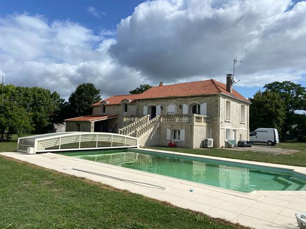 Belle propriété de 180 m2 sur 3700 m², Niort 79000