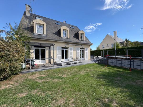 PAVILLON INDIVIDUEL - AMIENS SUD - 190M²
