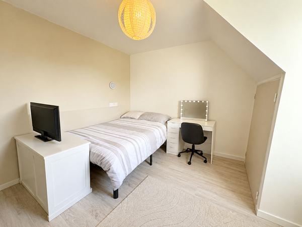 PAVILLON INDIVIDUEL - AMIENS SUD - 190M²