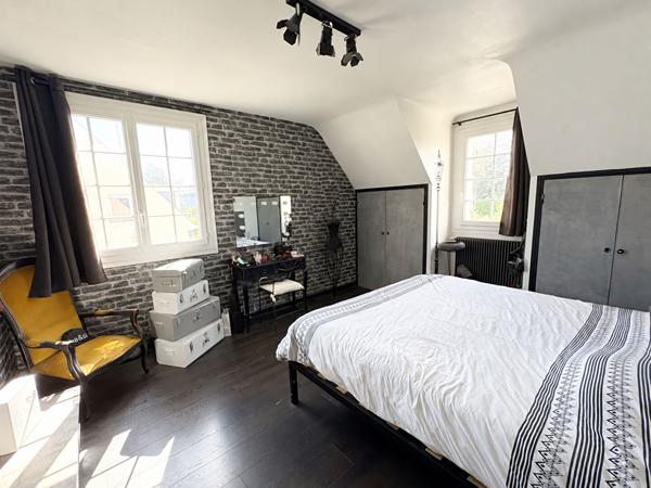 PAVILLON INDIVIDUEL - AMIENS SUD - 190M²