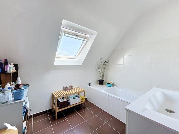 Maison 333 585 € Fouesnant 5 p 91 m² DPE C