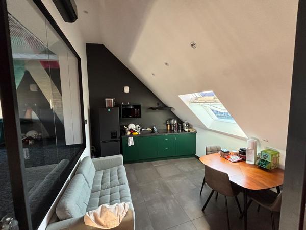 Bureaux à louer rénovés avec terrasse à Saint-Herblain centre
