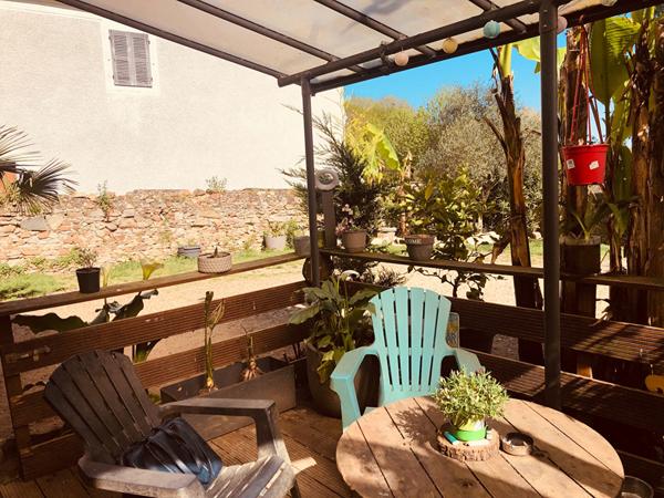 Maison a vendre a Cheffes-sur-Sarthe  Vue imprenable sur la riviere