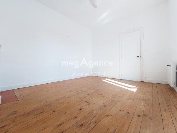 Maison à CHOLET, 49300 - 2 pièces 55m²