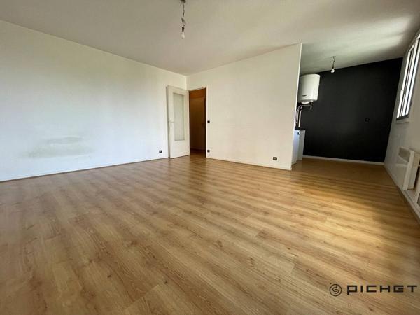 Appartement 1 pièce 36 m² PAU - 64000