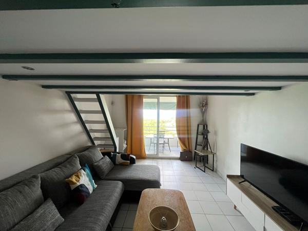 Appartement à louer 790 € CC LE GOSIER 1 pièce 25 m² DPE E