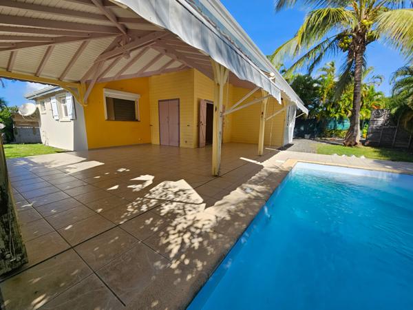 Charmante maison 3 ch. au Trezel avec piscine