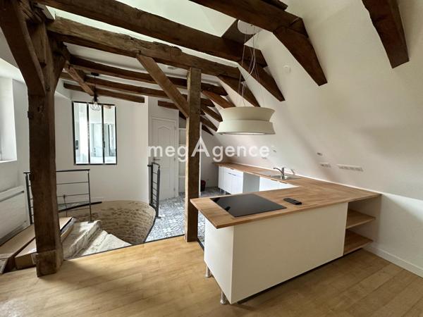 Appartement à POITIERS, 86000 - 2 pièces 89m²