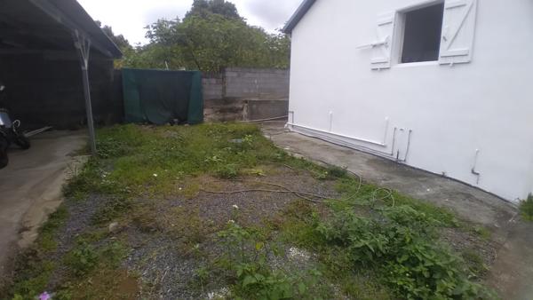 Maison F3 (2009) de 80 m² habitables sur 238 m² de terrain. Ravine des Cabris (97410)