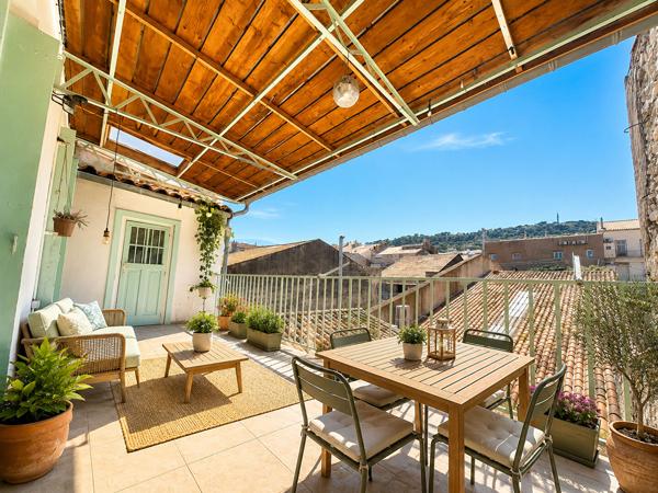 Appartement Sète 7 pièce(s) 180m2
