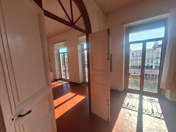Appartement Sète 7 pièce(s) 180m2