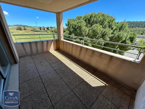 Appartement à louer 3 pièces 59.2m² Ollioules (83190)