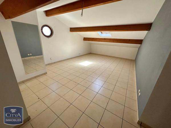 Appartement à louer 3 pièces 59.2m² Ollioules (83190)