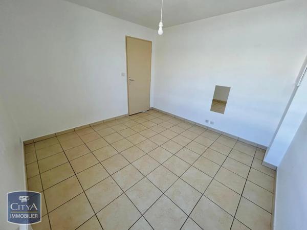 Appartement à louer 3 pièces 59.2m² Ollioules (83190)