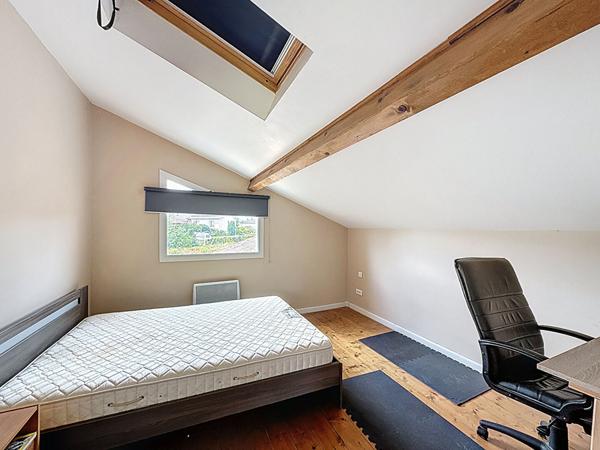 Belle Maison spacieuse et lumineuse, sur un terrain de 1302m² avec piscine !