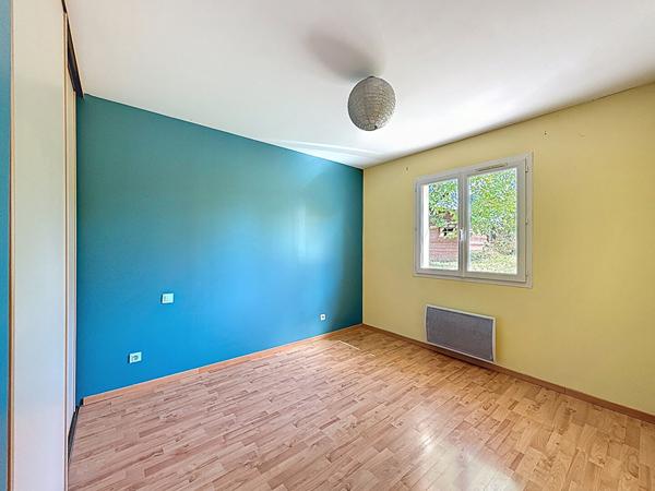 Belle Maison spacieuse et lumineuse, sur un terrain de 1302m² avec piscine !