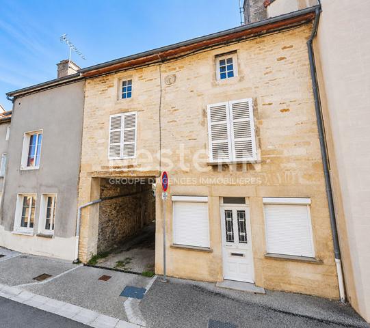 Maison de caractère de 107 m² à réinventer