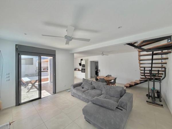 A VENDRE VILLA T5 AVEC PISCINE – LA RIVIÈRE SAINT-LOUIS 97421 – SECTEUR LE RUISSEAU