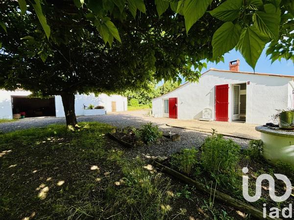 Maison à vendre 4 pièces 131 m² Champagné-les-Marais