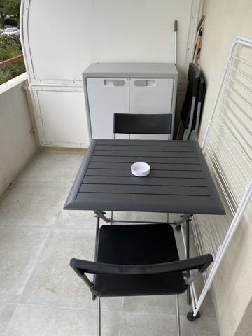 Location studio La rochelle, 20m² 1 pièce 696 avec balcon