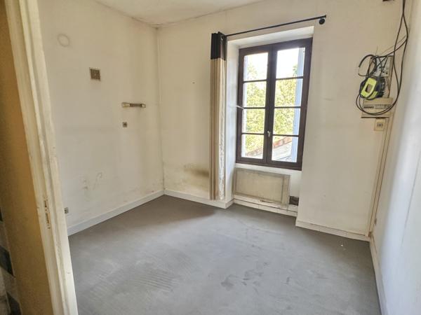 Appartement
         2 pièces
        - 37 m² Exclusivité 109 900 € *