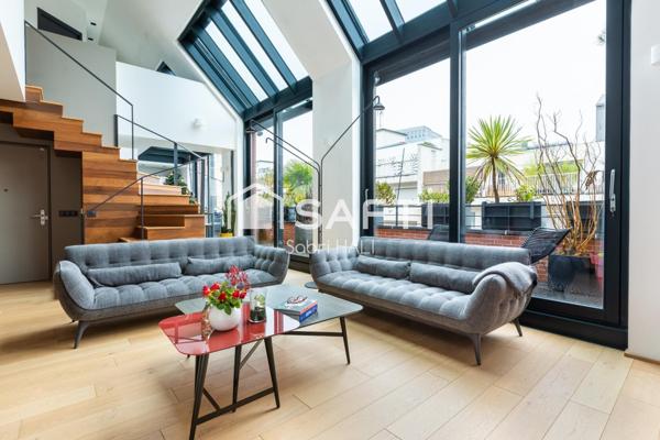 Magnifique duplex d'exception, s'étendant sur 174m², terrasse de plus de 40m²
