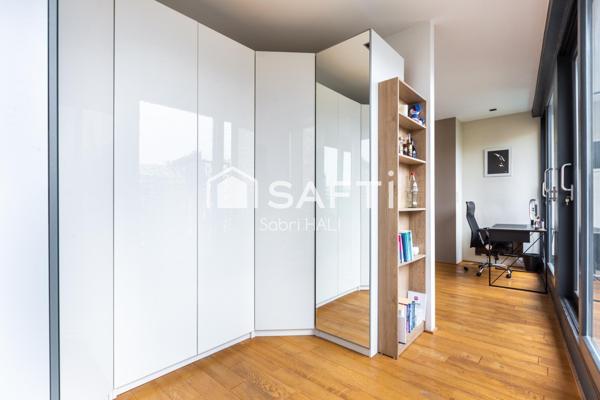 Magnifique duplex d'exception, s'étendant sur 174m², terrasse de plus de 40m²