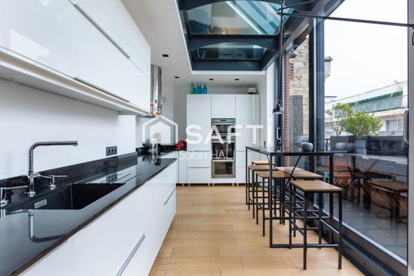 Magnifique duplex d'exception, s'étendant sur 174m², terrasse de plus de 40m²