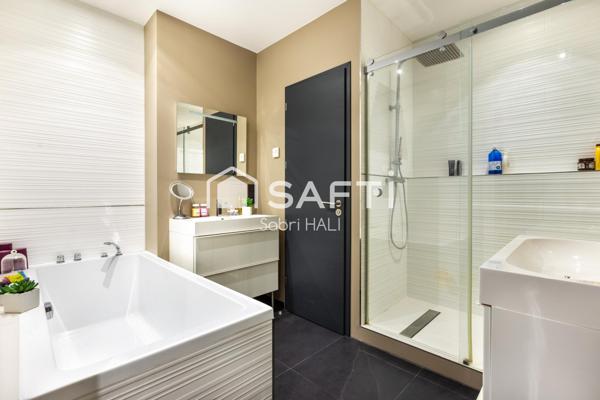 Magnifique duplex d'exception, s'étendant sur 174m², terrasse de plus de 40m²