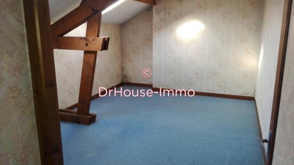 Immeuble à vendre 5 pièces de 250 m²