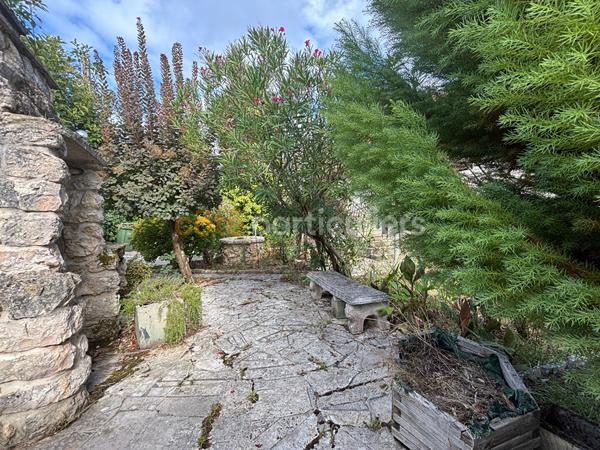 Vente
                Maison250 m² - 8 Pièces -
                    MONT DE MARSAN (40000)