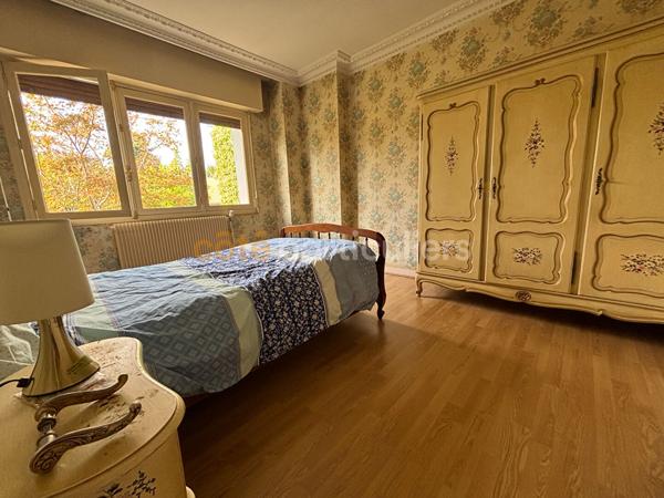 Vente
                Maison250 m² - 8 Pièces -
                    MONT DE MARSAN (40000)