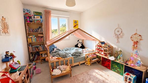 Maison de plain-pied avec locataire en place