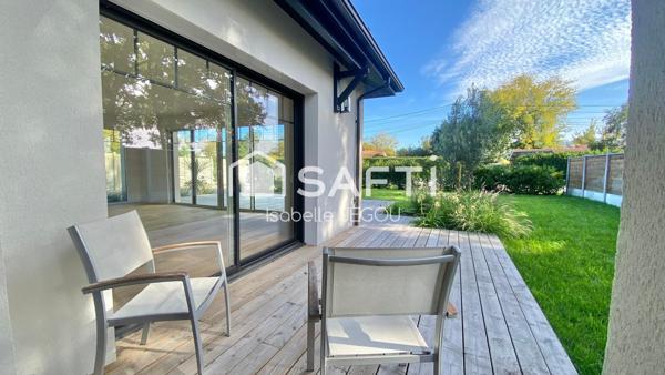 Belle maison neuve clés en main T5 à La Teste de Buch avec jardin paysager