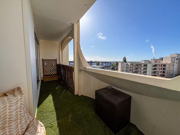 A VENDRE Appartement 3 pièces à Angers - La Madeleine, 78 m², bon état