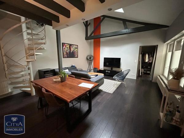 Appartement à louer 2 pièces 61.79m²