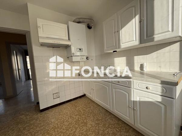 Location Appartement 4 pièces 72.66 m² - 3 rue commandant lenoir Echirolles 38130