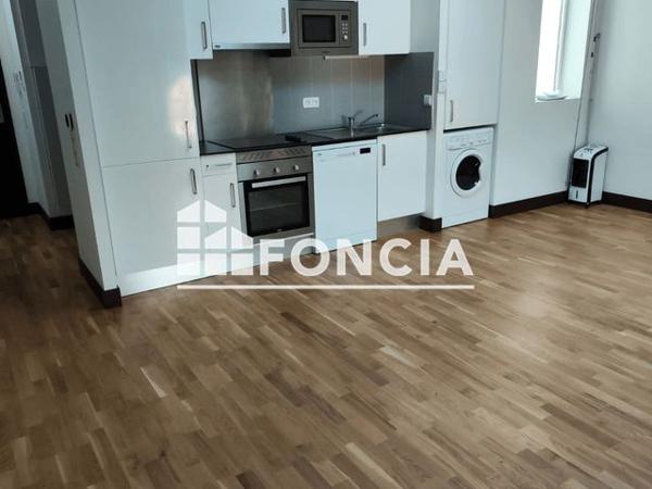 À vendre Studio 36 m² - Rochefort 17300
