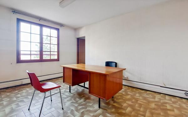 Maison à vendre    8 pièces • 205 m2 Château-Arnoux-Saint-Auban