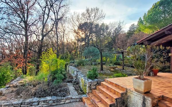 Maison à vendre    8 pièces • 205 m2 Château-Arnoux-Saint-Auban