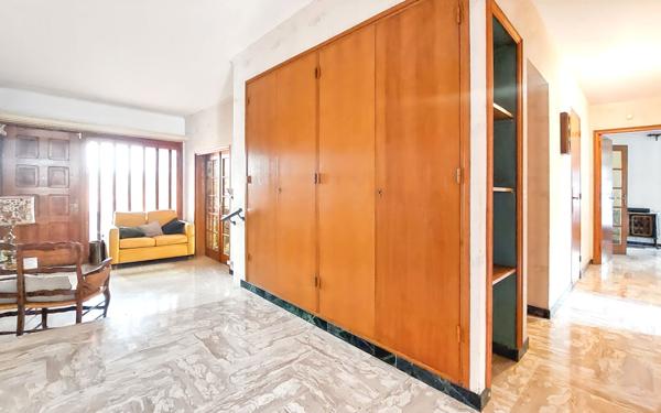 Maison à vendre    8 pièces • 205 m2 Château-Arnoux-Saint-Auban