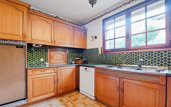 Maison à vendre    8 pièces • 205 m2 Château-Arnoux-Saint-Auban