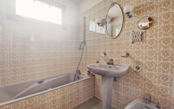 Maison à vendre    8 pièces • 205 m2 Château-Arnoux-Saint-Auban