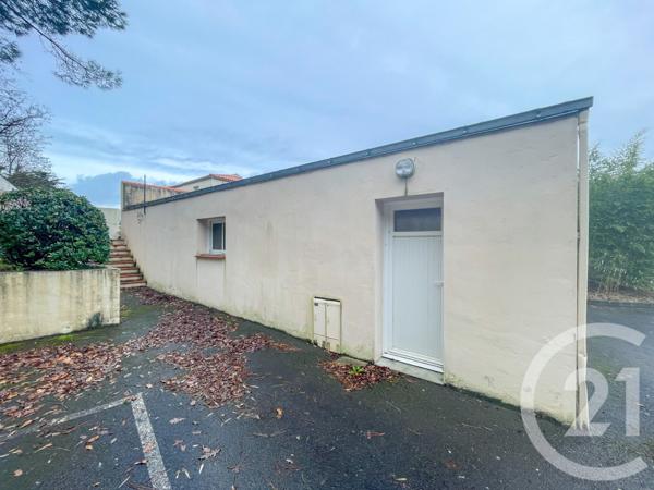 Immeuble à vendre  31,23 m2 CHATEAU D OLONNE - 85