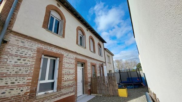 A VENDRE - Belle maison Toulousaine divisée en deux appartements
