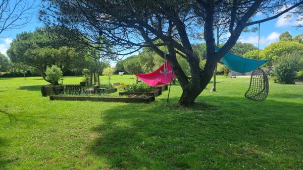 Charente Maritime (17), A Vendre ST-PIERRE D'OLERON propriété de charme 13 pièces de 275 m² - Terrain 9 821m²