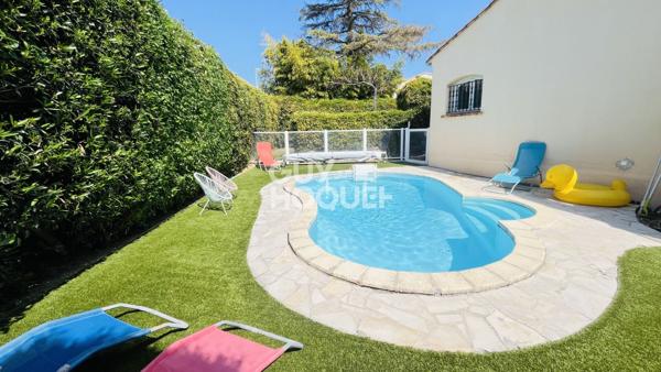 Villa 6 pièces avec piscine, proche Montpellier.