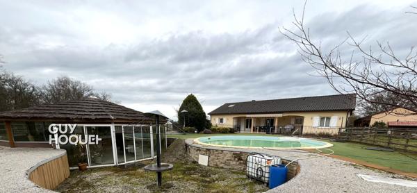 Maison plain pied avec piscine, dépendances et étang - Proche Paray-le-Monial !